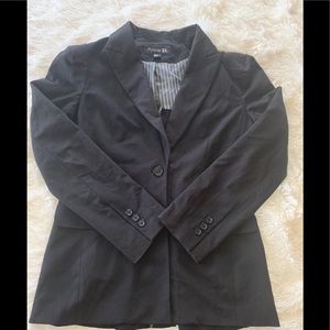 Simple Black Blazer 🖤